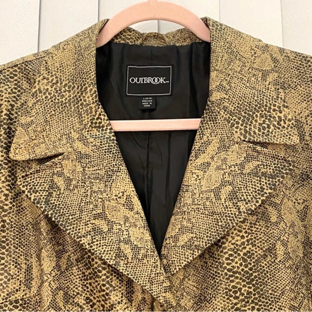 NWOT OutBrook Snake Skin Print Faux Leather Jacket - Size Large (12/14)
